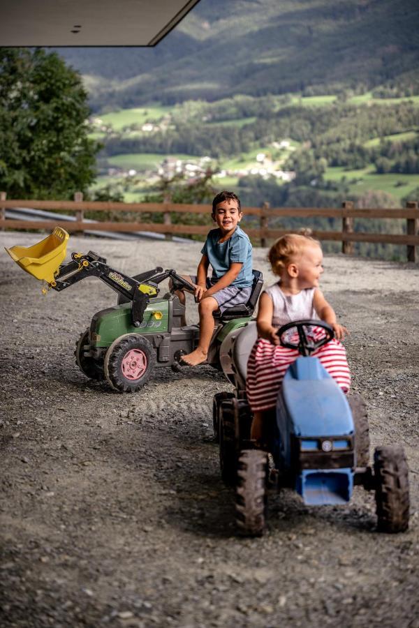 Stillehof - Ferienwohnungen Auf Dem Bauernhof- Suedtirol Bressanone Kültér fotó